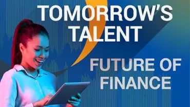Persoon glimlacht naar tablet met tekst 'Morgens Talent, Toekomst van Financiën'.